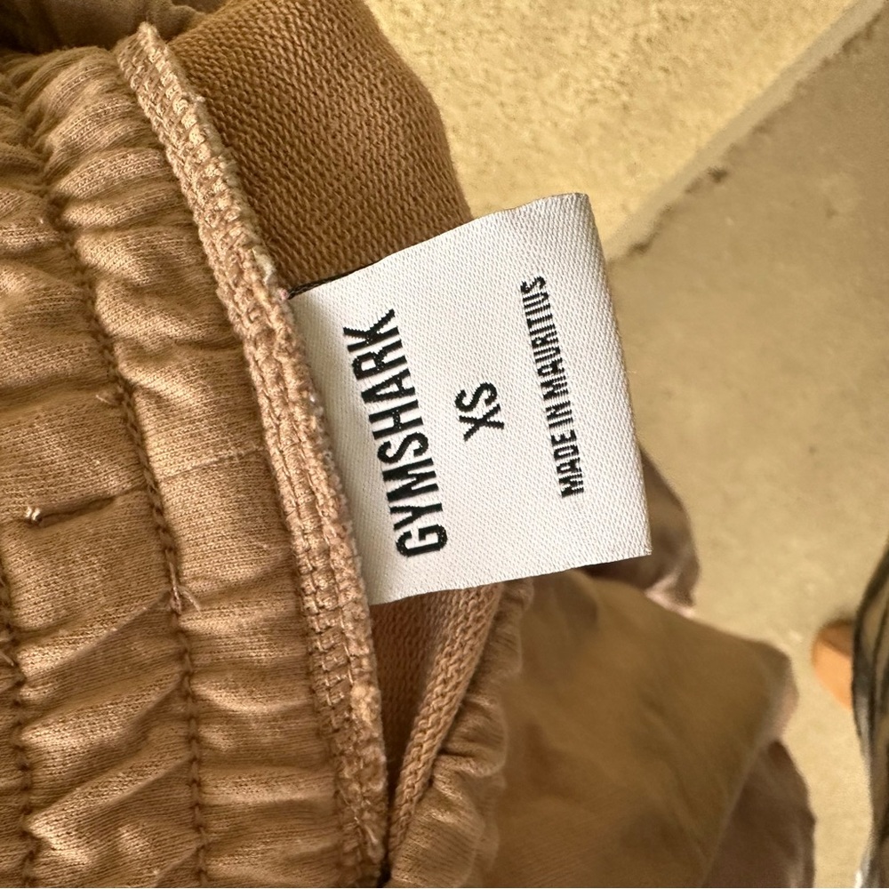 Gymshark pink Joggers - Picture 7 of 8